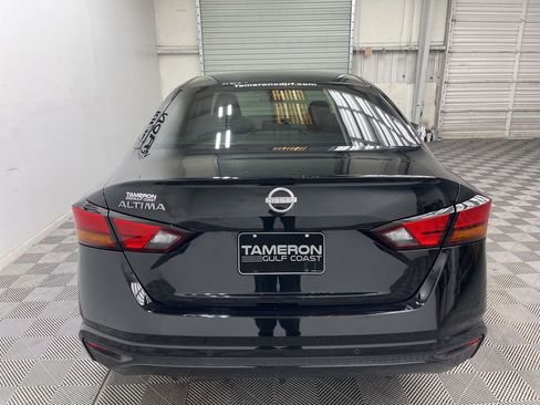 Used 2024 Nissan Altima 2.5 S FWD image 10