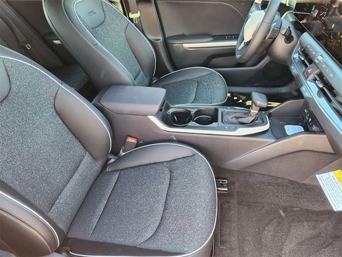 New 2025 Kia K4 GT-Line image 10