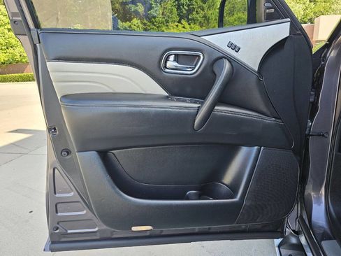 Used 2019 INFINITI QX80 Limited w/ All-Season Package AWD/4WD image 27