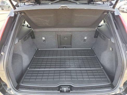 Certified 2023 Volvo XC40 B5 Plus w/ Driver Assist Package image 34