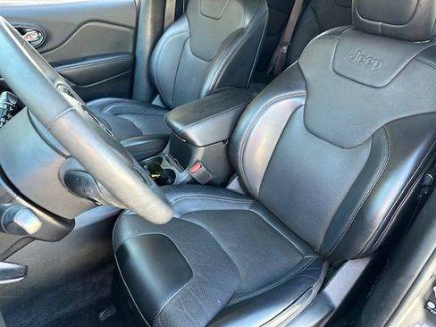 Used 2022 Jeep Cherokee Limited image 13