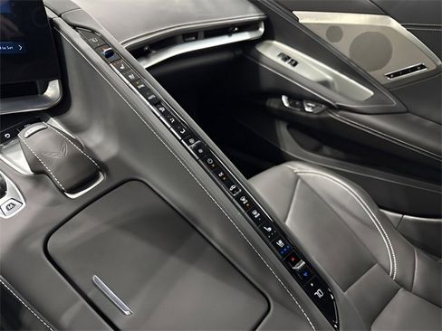 Used 2025 Chevrolet Corvette Stingray Preferred Conv w/ Battery Protection Package image 15