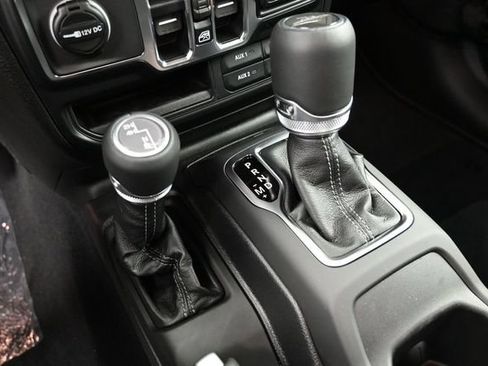 New 2026 Jeep Gladiator Sport AWD/4WD image 24