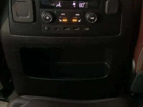 Used 2019 Chevrolet Tahoe Premier w/ Premier Plus Edition image 14