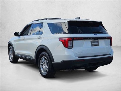 New 2026 Ford Explorer Active RWD image 9