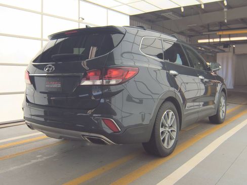 Used 2017 Hyundai Santa Fe SE w/ SE Premium Package 02 image 8