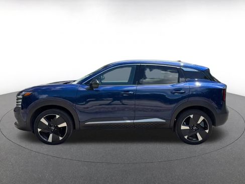 Used 2026 Nissan Kicks SR FWD image 8