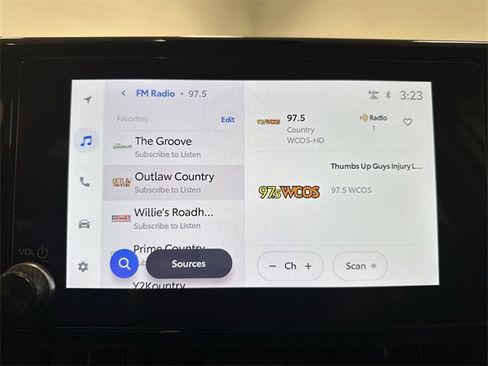 Used 2024 Toyota RAV4 XLE image 31