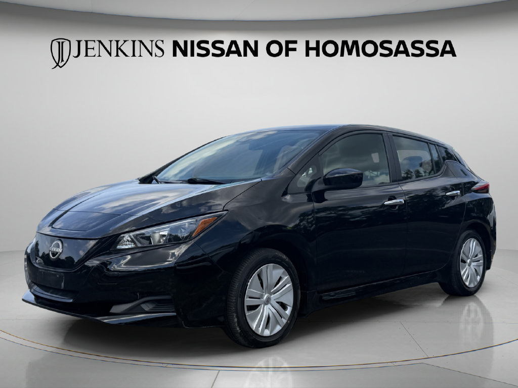 Certified 2025 Nissan Leaf S FWD image 11