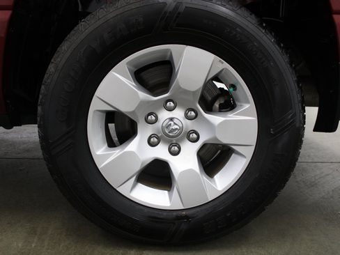 Used 2020 RAM 1500 Big Horn image 9