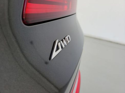 Used 2025 Genesis GV80 2.5T Standard AWD/4WD image 8