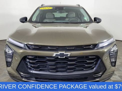 Used 2024 Chevrolet Trax ACTIV w/ Driver Confidence Package image 2