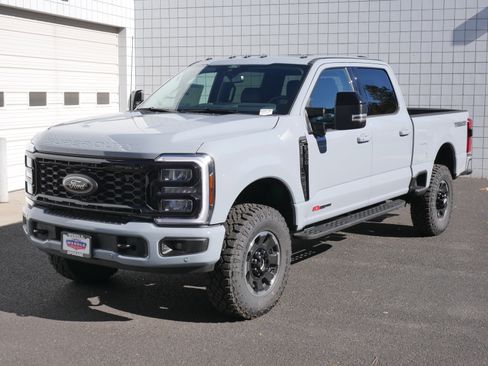 New 2026 Ford F350 Lariat w/ Tremor Off-Road Package image 2