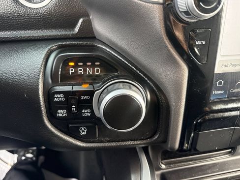 Used 2023 RAM 1500 Big Horn AWD/4WD image 35