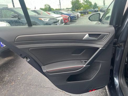 Used 2018 Volkswagen GTI Autobahn FWD image 23
