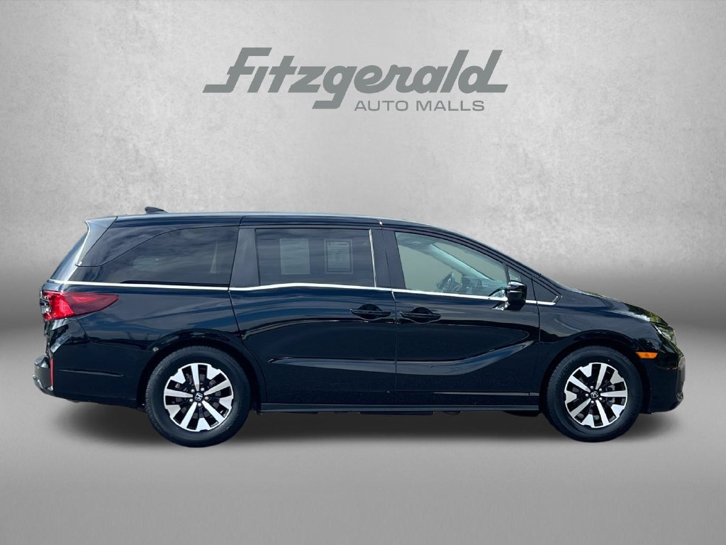 Used 2025 Honda Odyssey EX-L image 3