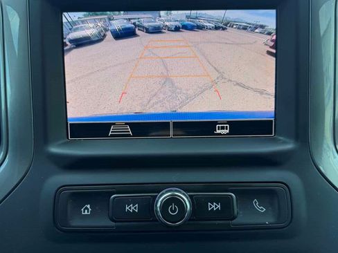 Used 2022 Chevrolet Silverado 1500 Custom AWD/4WD image 17