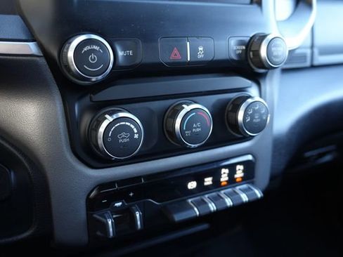 Used 2024 RAM 2500 Big Horn w/ Off Road Package image 15