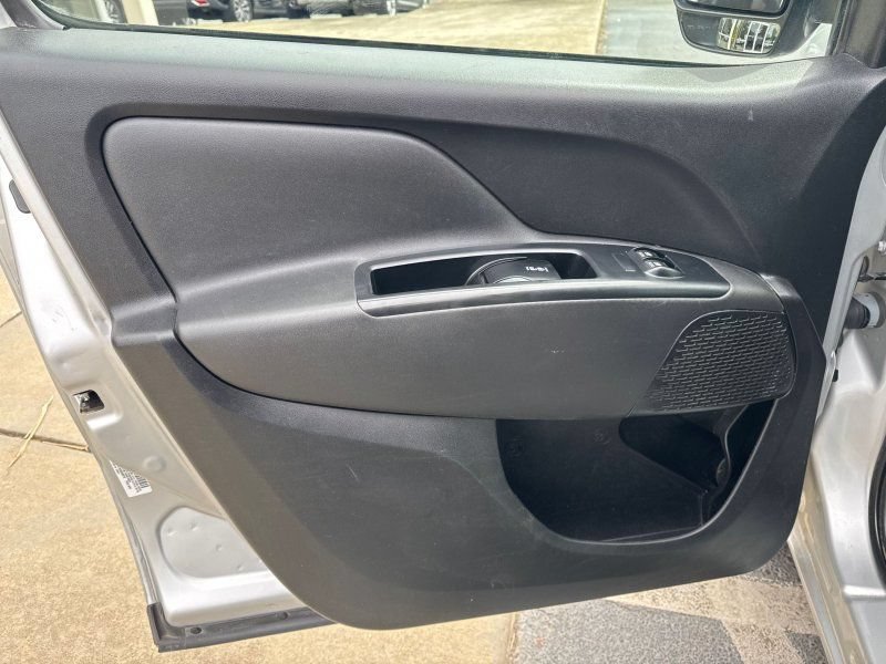 Used 2016 RAM ProMaster City Tradesman FWD image 13