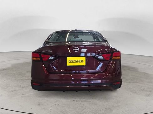 Used 2025 Nissan Altima 2.5 SV FWD image 6