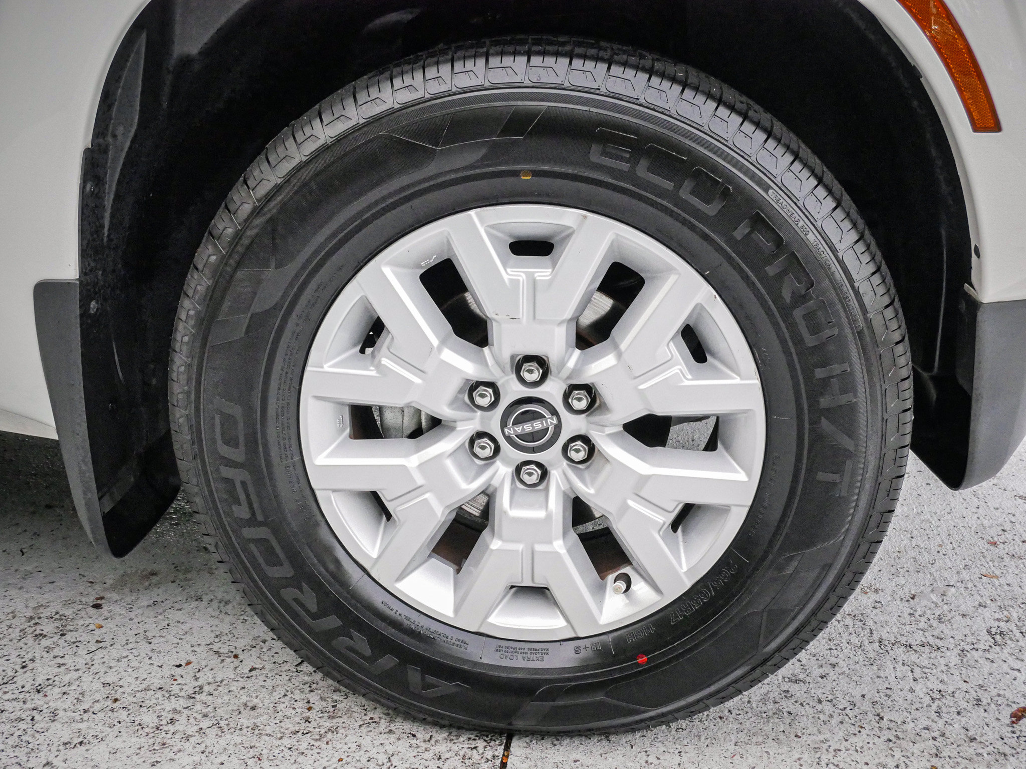Used 2022 Nissan Frontier SV w/ Technology Package RWD image 13