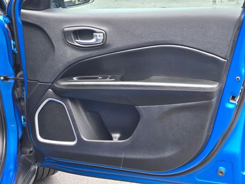 Used 2019 Jeep Compass Altitude image 5