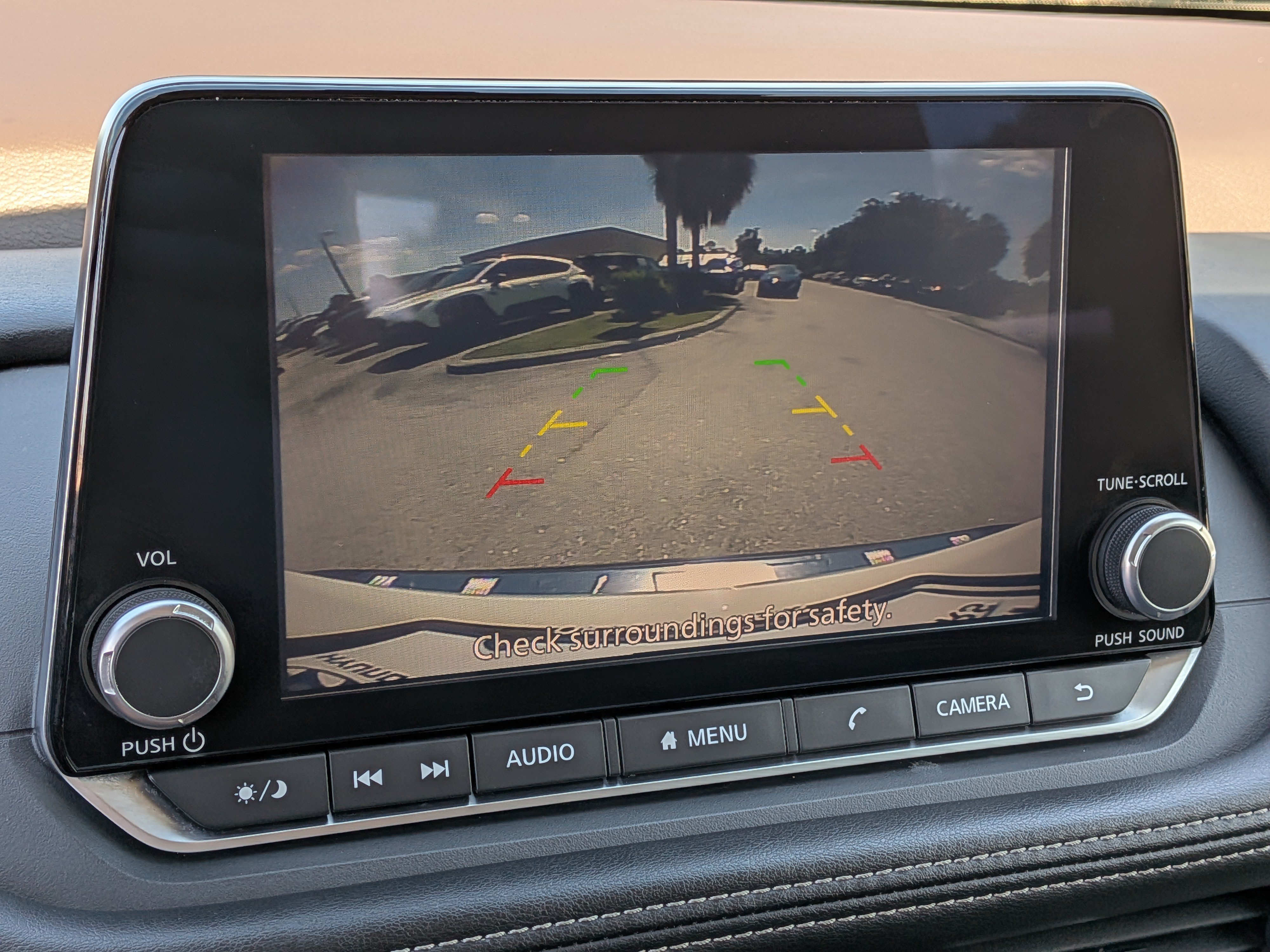 Used 2023 Nissan Rogue SV FWD image 30