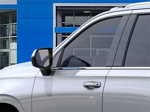 New 2025 Chevrolet Tahoe LS image 12