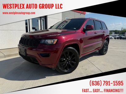 Used 2017 Jeep Grand Cherokee Altitude