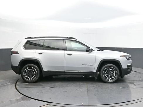 New 2026 Jeep Cherokee Laredo AWD/4WD image 6