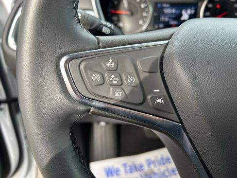 Used 2023 Chevrolet Equinox LT w/ Driver Convenience Package image 22