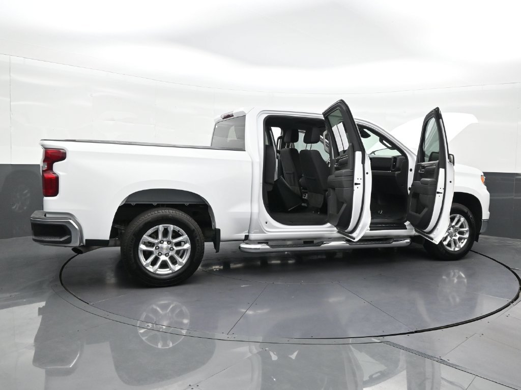 Used 2022 Chevrolet Silverado 1500 LT RWD image 31