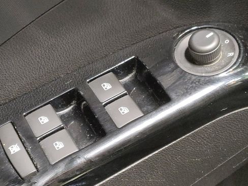 Used 2016 Chevrolet Sonic RS w/ Driver Confidence Package FWD image 27