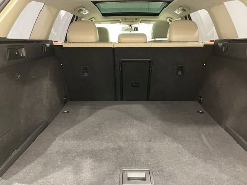 Used 2015 Volkswagen Golf TDI SE image 36