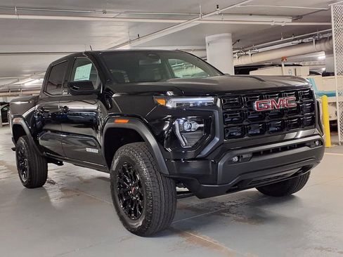 New 2026 GMC Canyon Elevation w/ Convenience Package RWD image 3