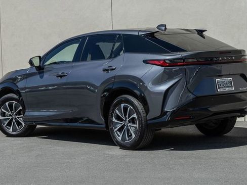 Used 2024 Lexus RZ 300e Premium image 3