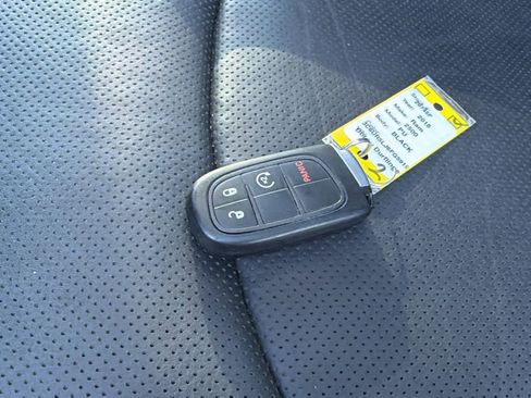 Used 2015 RAM 2500 Limited image 20