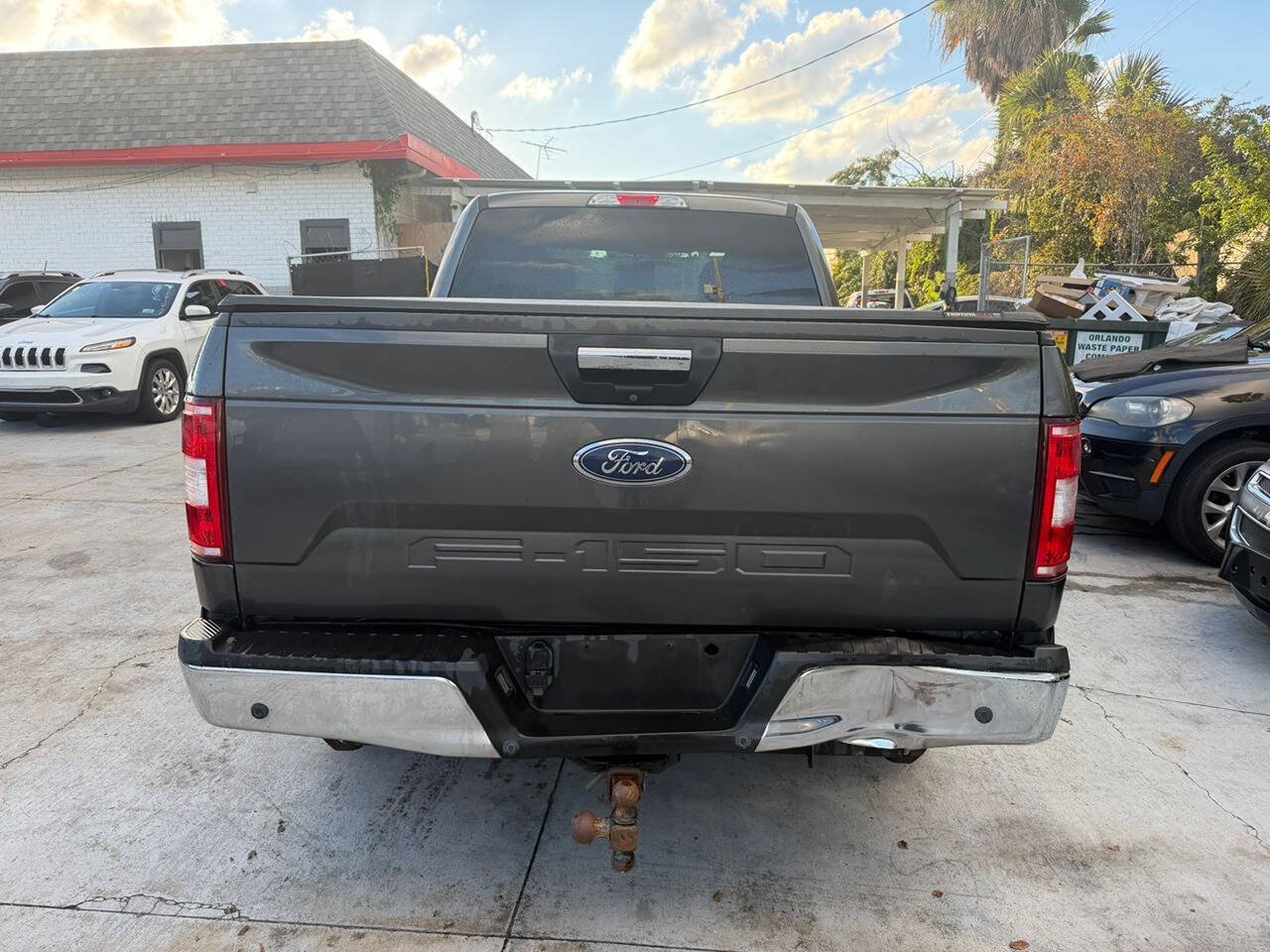 Used 2018 Ford F150 XLT w/ Equipment Group 301A Mid RWD image 4