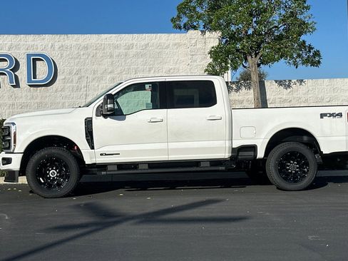 New 2026 Ford F250 Lariat w/ Black Appearance Package image 7