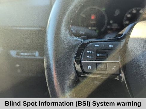 Used 2023 Honda CR-V Sport Touring image 9