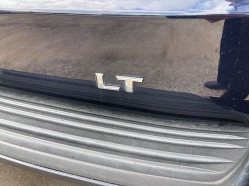 Used 2021 Chevrolet Tahoe LT w/ Luxury Package image 8