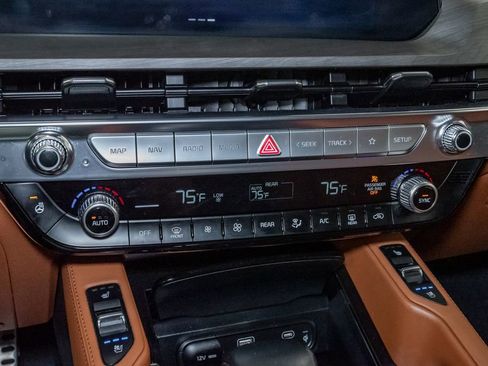 Certified 2024 Kia Telluride SX Prestige X-Line AWD/4WD image 21