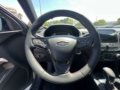Used 2024 Chevrolet Equinox RS w/ RS Leather Package FWD image 15