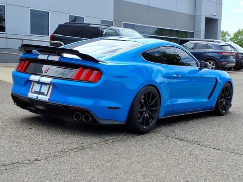 Used 2017 Ford Mustang Shelby GT350 RWD image 5