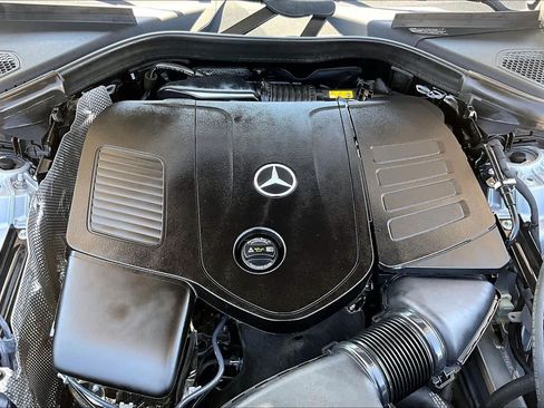 Used 2023 Mercedes-Benz GLC 300 image 32