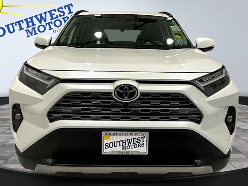 Used 2022 Toyota RAV4 Limited image 2