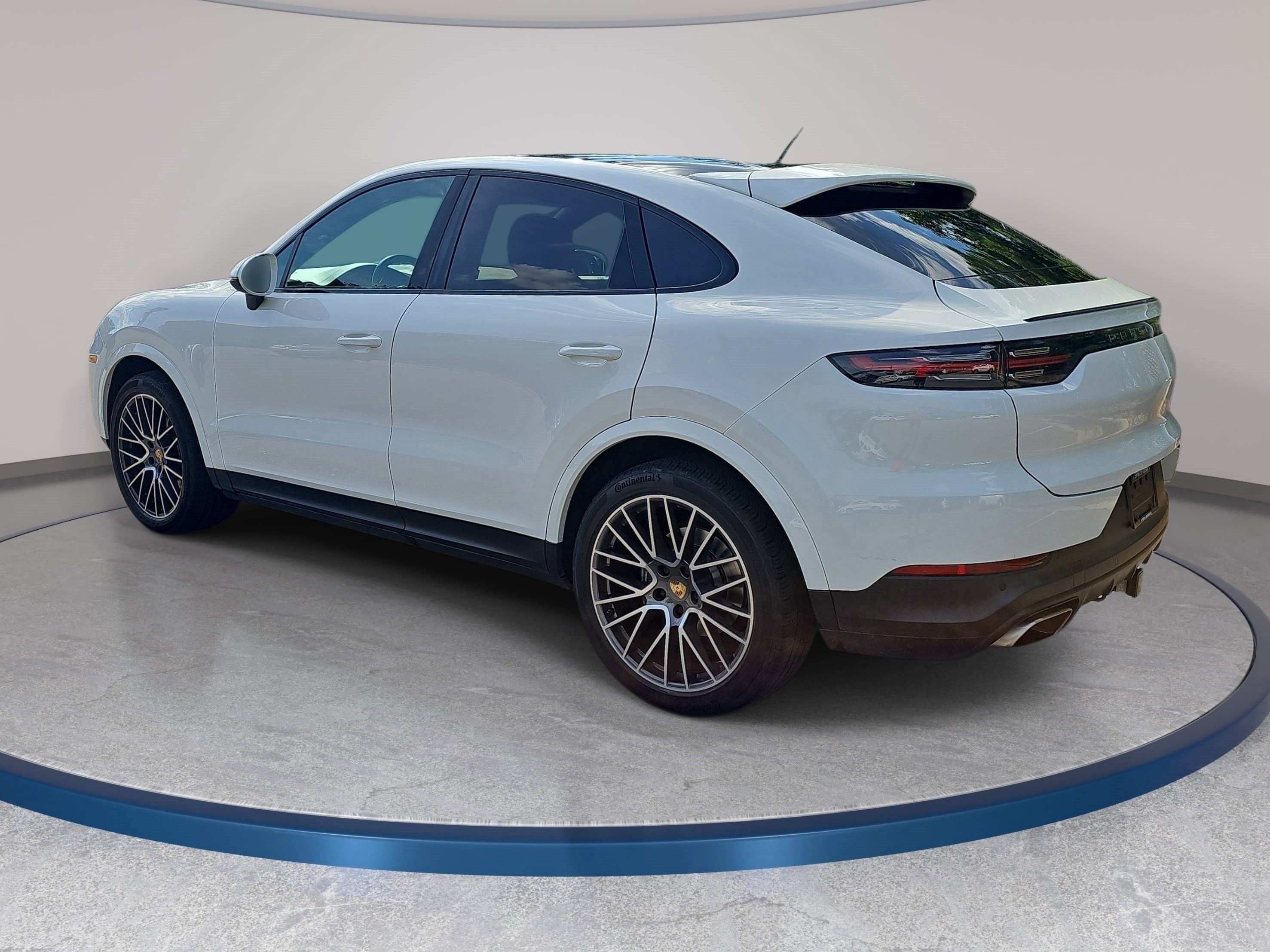 Used 2021 Porsche Cayenne Coupe AWD/4WD image 7