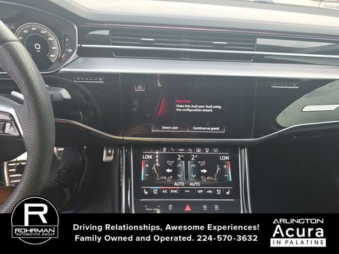 Used 2023 Audi S8 AWD/4WD image 11