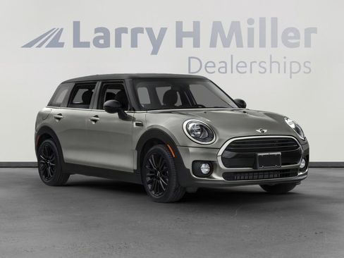 Used 2017 MINI Cooper Clubman FWD image 6
