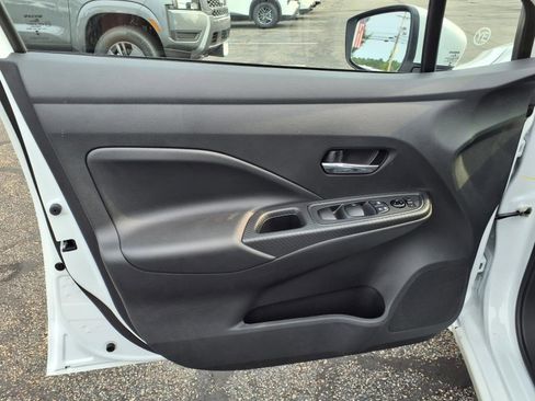 New 2025 Nissan Versa SV w/ Trunk Package image 11